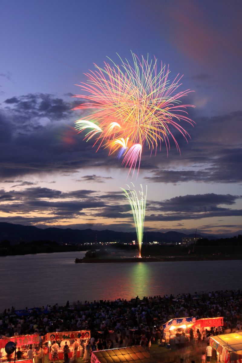 筑後川花火大会（福岡県）