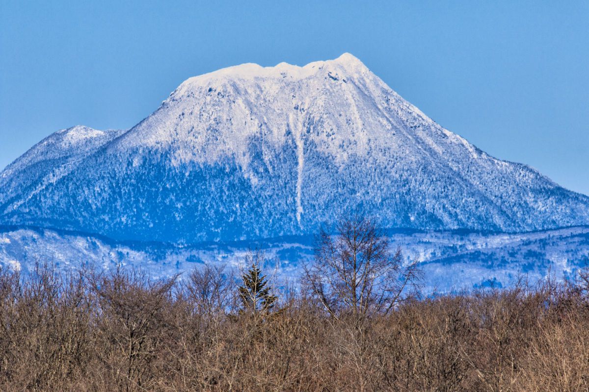 雄阿寒岳（北海道）