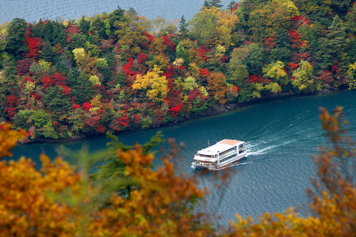 中禅寺湖（栃木県）