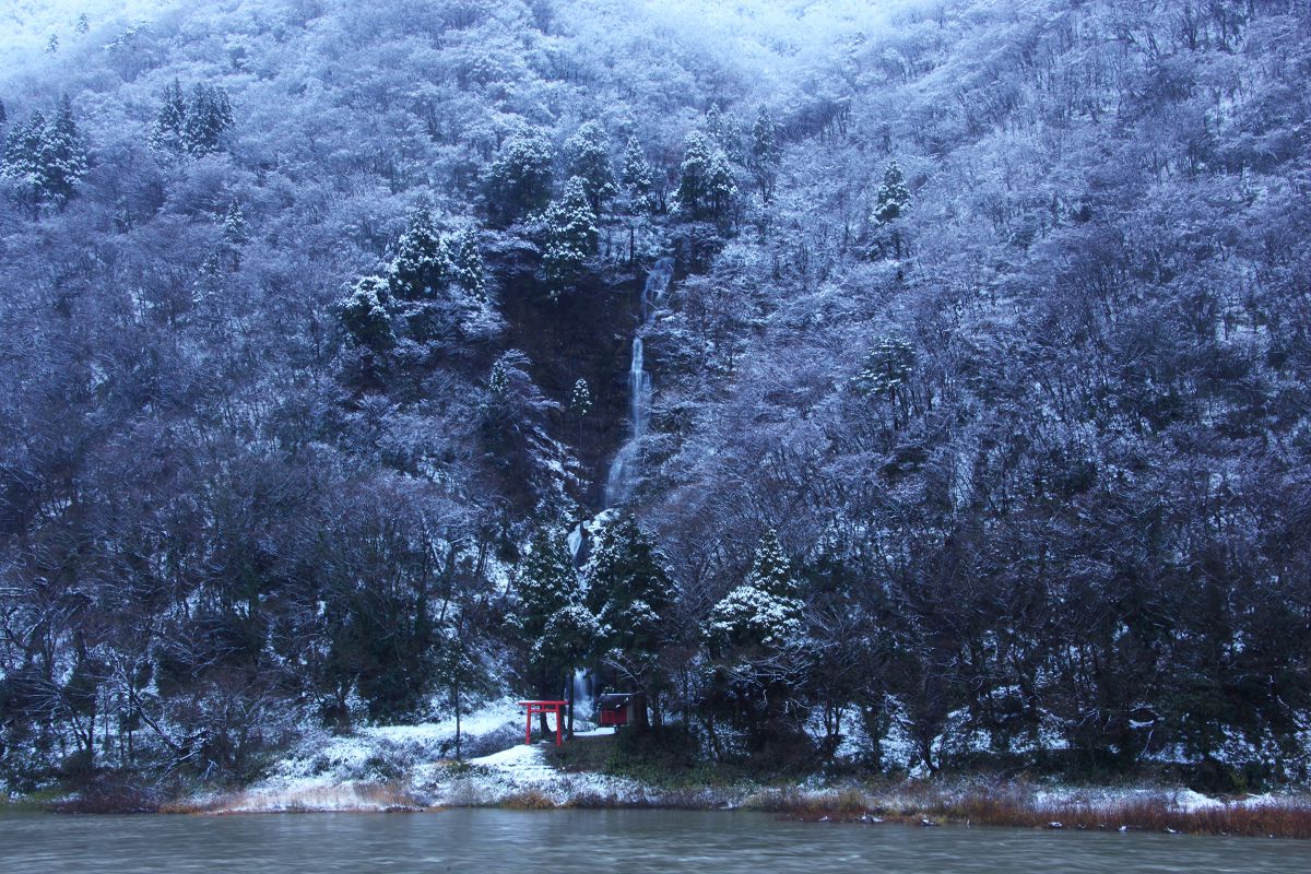 山形　白糸の滝（山形県）