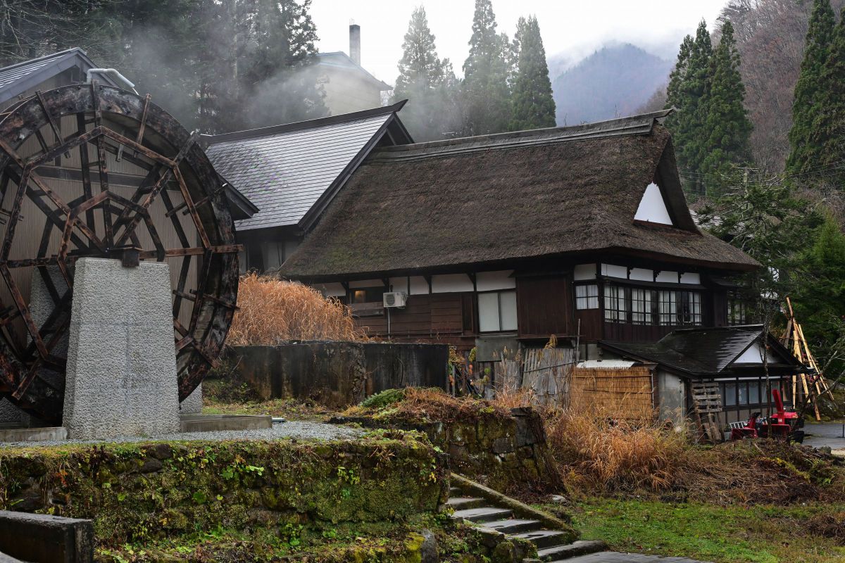 白布温泉（山形県）