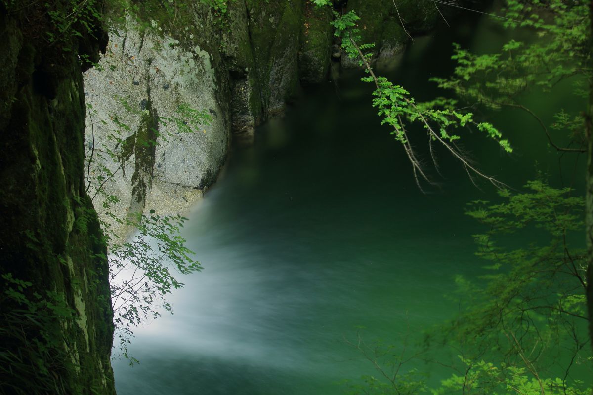 尾白川渓谷（山梨県）