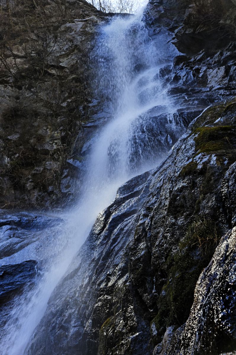 黒戸噴水滝（山梨県）