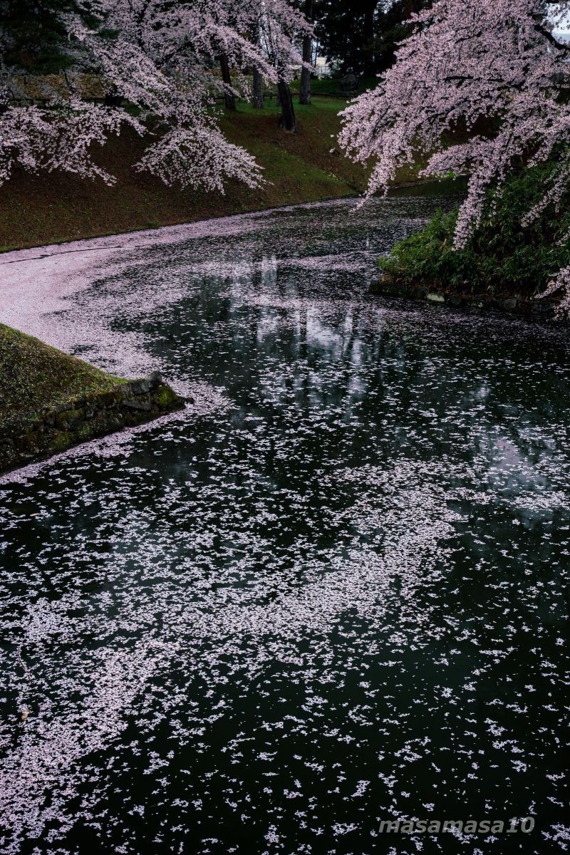 弘前城（青森県）